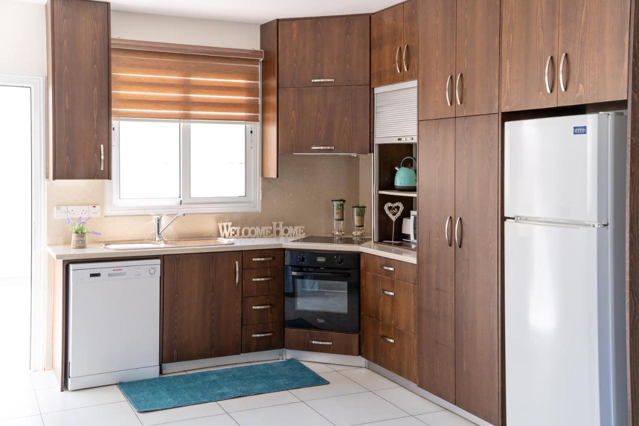 Dafni Villa Ekaterina 3 Bdrm Protaras Extérieur photo